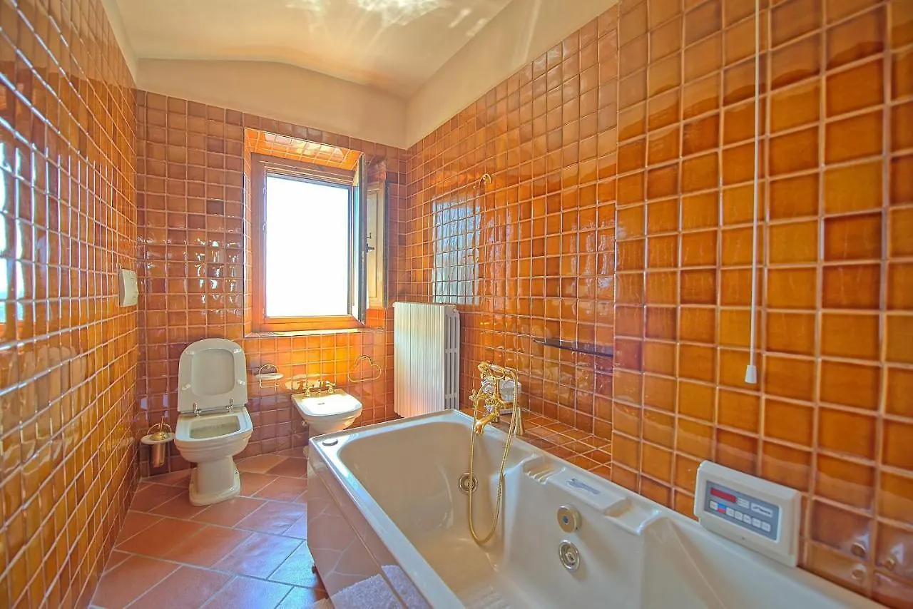 צ'יביטלה אין ואל די קיאנה Villa Crispinino