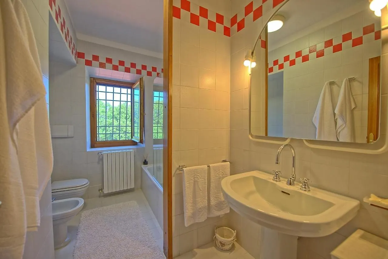 צ'יביטלה אין ואל די קיאנה Villa Crispinino