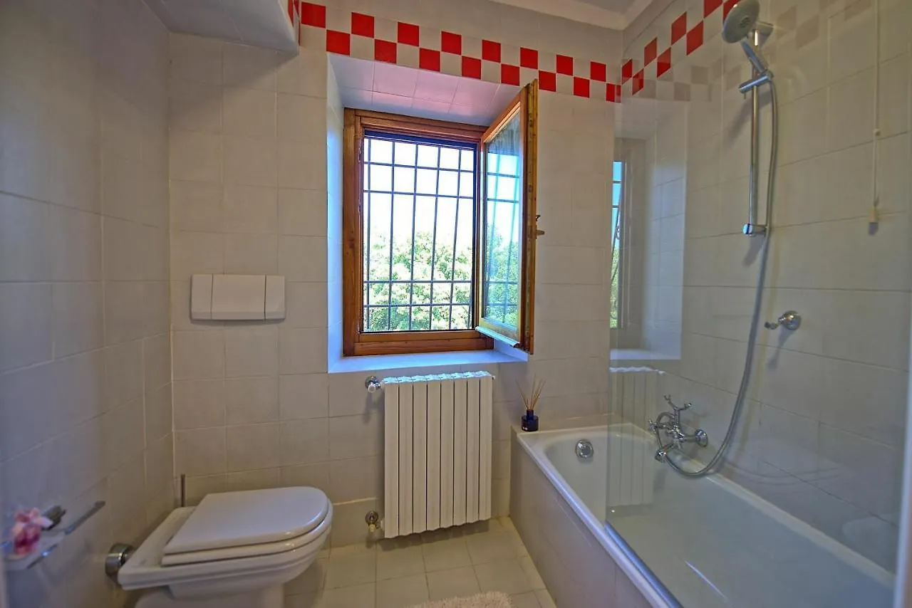 צ'יביטלה אין ואל די קיאנה Villa Crispinino איטליה